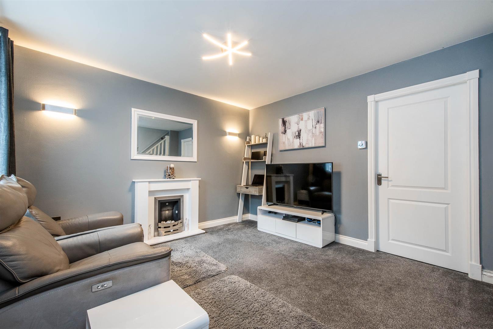 2 bed property in Moon Street, Preston